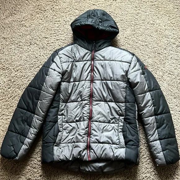 NWOT: Boys Puffer Jacket size 18-20 Fully lined - Picture 1 of 6